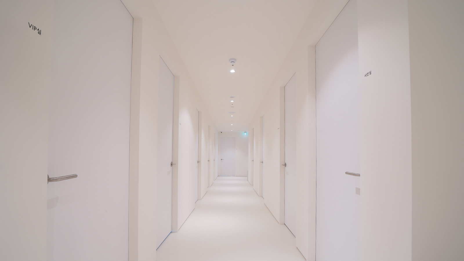 345 Plastic Surgery - ศัลยกรรมตกแต่ง clinic in Gangnam, Seoul, Korea (2)