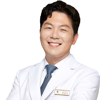 Dr. Lee Kwan-Hun - Ophthalmologist | 20,000+ Surgeries specialist at Gangnam Grand Eye Clinic Seoul Korea