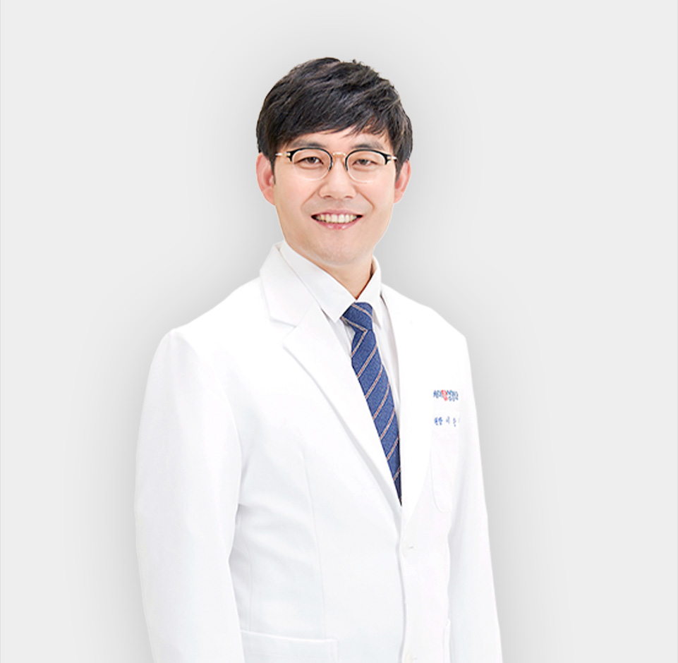 Dr. Lee Han-Jung - Plastic Surgery specialist at ATOP Plastic Surgery Seoul Korea