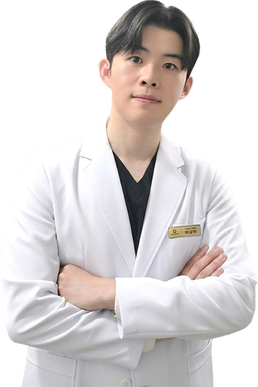 Dr. Baek Sang-hyun - Ophthalmology Specialist specialist at Gangnam Grand Eye Clinic Seoul Korea