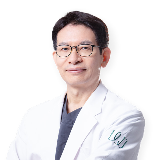 Dr. Park Sung-yong - Dermatology specialist at Wonjin Plastic Surgery Clinic Seoul Korea