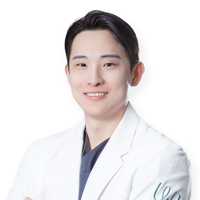 Dr. Lee Jong-seok - Eyes, Nose, Lifting specialist at Wonjin Plastic Surgery Clinic Seoul Korea