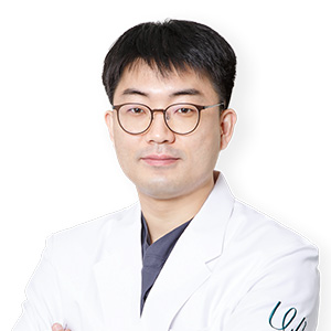 Dr. Lee Hyuk-jae - Eyes, Nose, Lifting specialist at Wonjin Plastic Surgery Clinic Seoul Korea