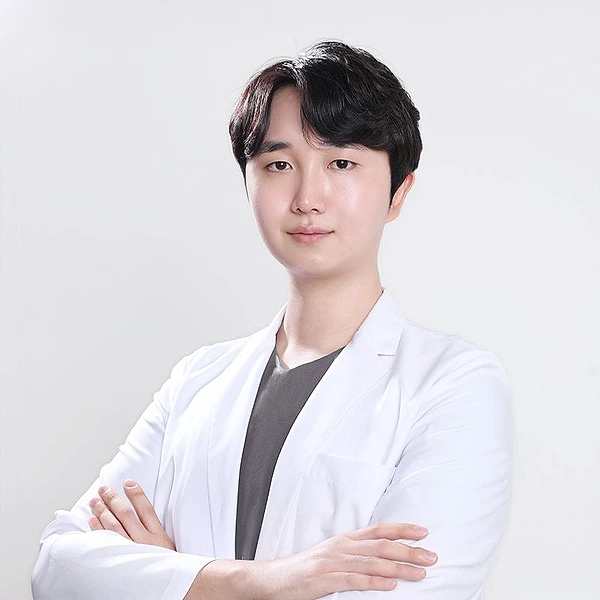 Dr. Im Ji-hoon - Aesthetic Medicine specialist at Cléor Clinic Hongdae Seoul Korea